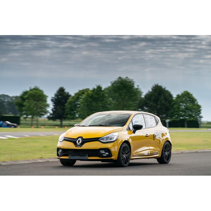 clio 4 rs  a partir de 10 ans 1007001_3